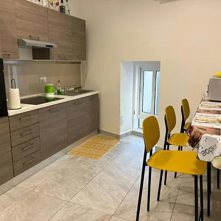 Apartament Stylish 2 Bedroom Loft With Yard