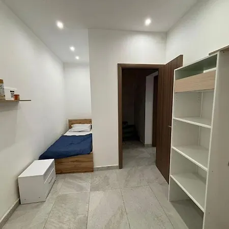 Apartament Stylish 2 Bedroom Loft With Yard *