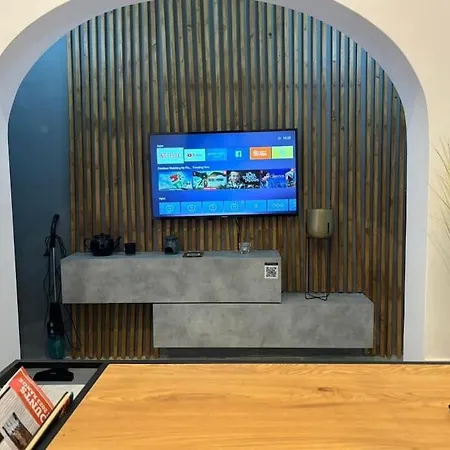 Appartamento Stylish 2 Bedroom Loft With Yard